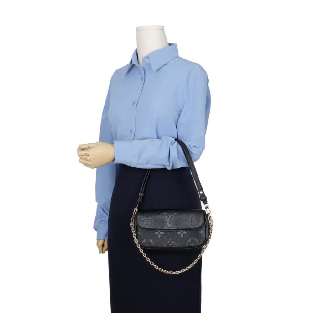 Wallet On Chain Ivy Shoulder Crossbody Bag - Picture 10 of 10
